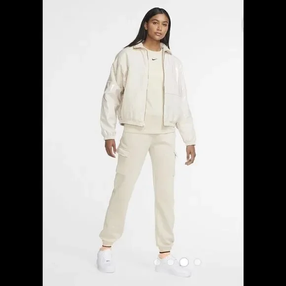 Nike Icon Clash Synthetic Fill Jacket Oatmeal sz medium - Picture 4 of 14